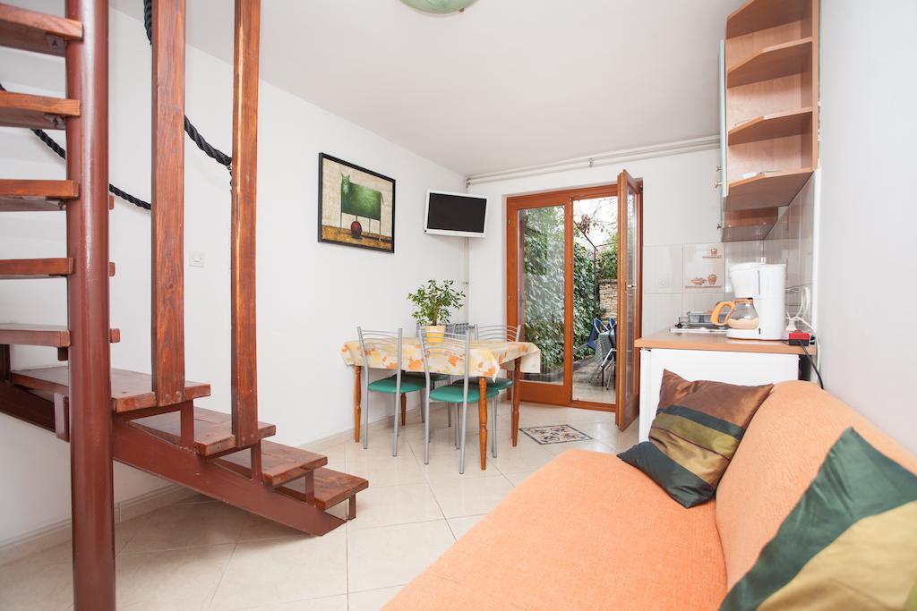 Apartments Prenc Pisuko Rovinj Ruang foto