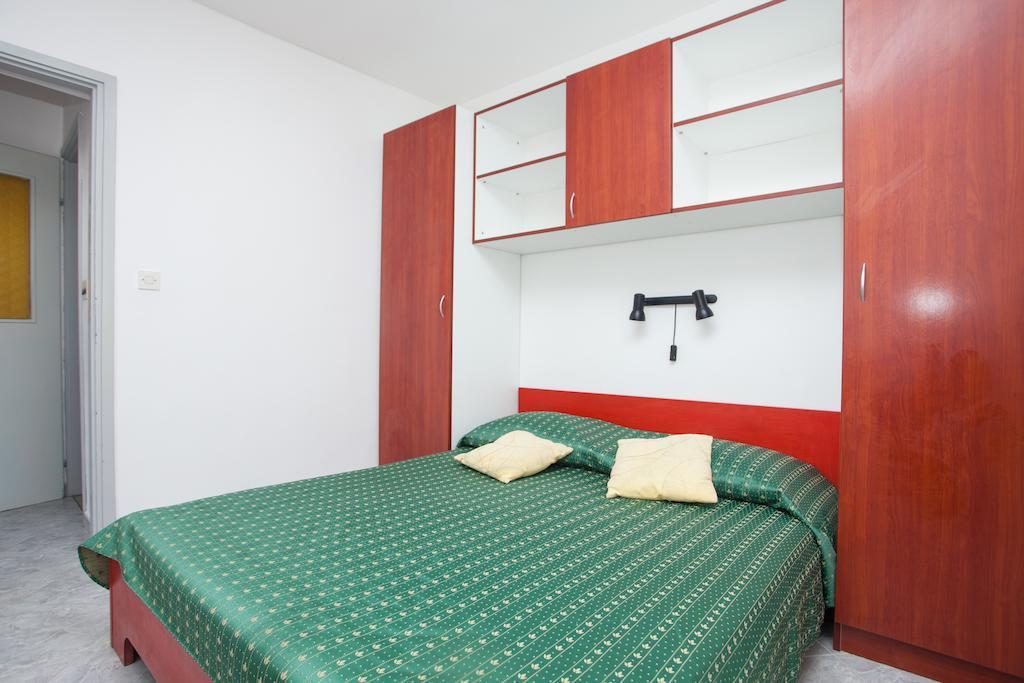 Apartments Prenc Pisuko Rovinj Ruang foto