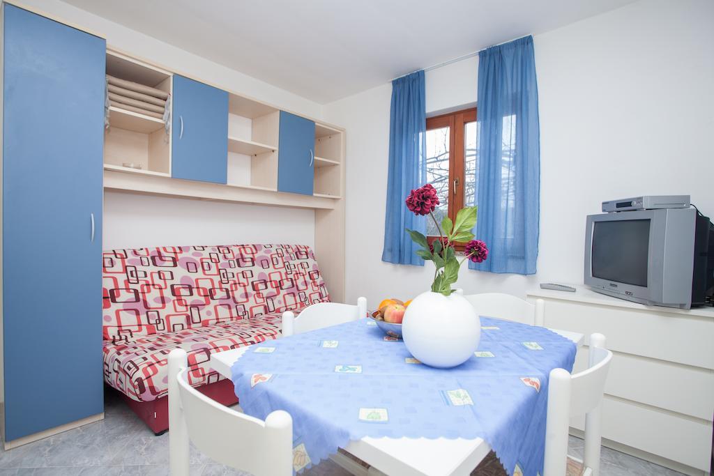 Apartments Prenc Pisuko Rovinj Ruang foto