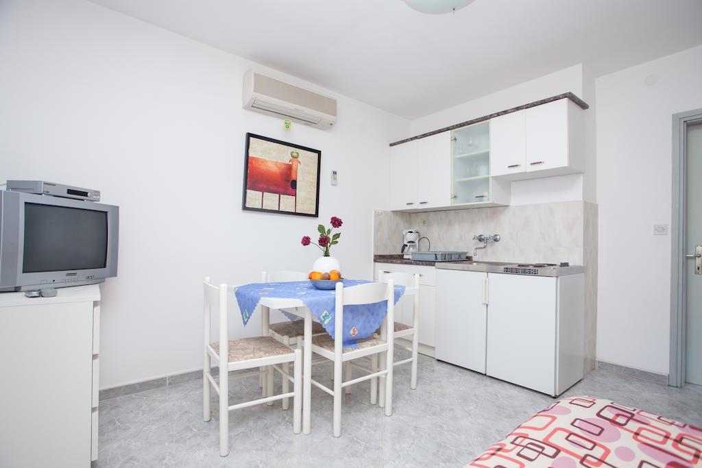 Apartments Prenc Pisuko Rovinj Ruang foto